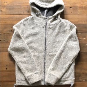 Aritizia Sherpa Sweater/Jacket - Size S